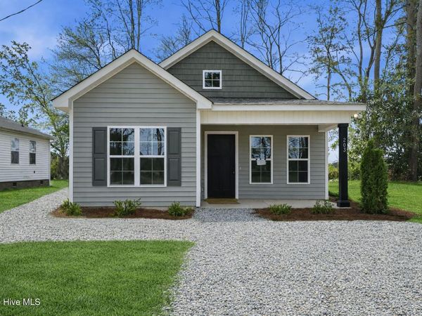 203 Booker Street NW, Pikeville, NC 27863