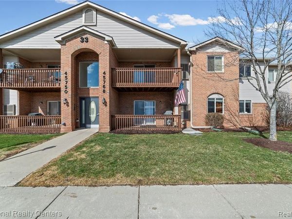 45750 Prairiegrass Court, Van Buren Twp, MI 48111