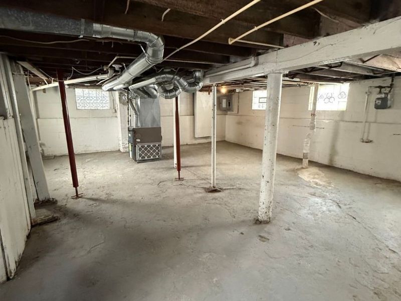 16902 Langly Avenue , Cleveland, OH 44128 Photo 19