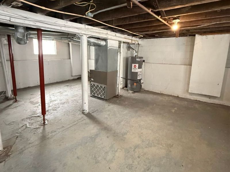 16902 Langly Avenue , Cleveland, OH 44128 Photo 20