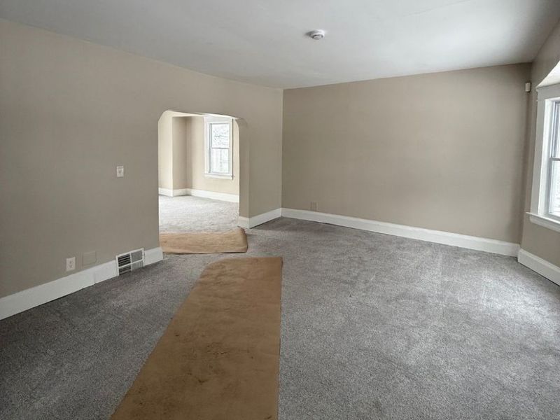 16902 Langly Avenue , Cleveland, OH 44128 Photo 5