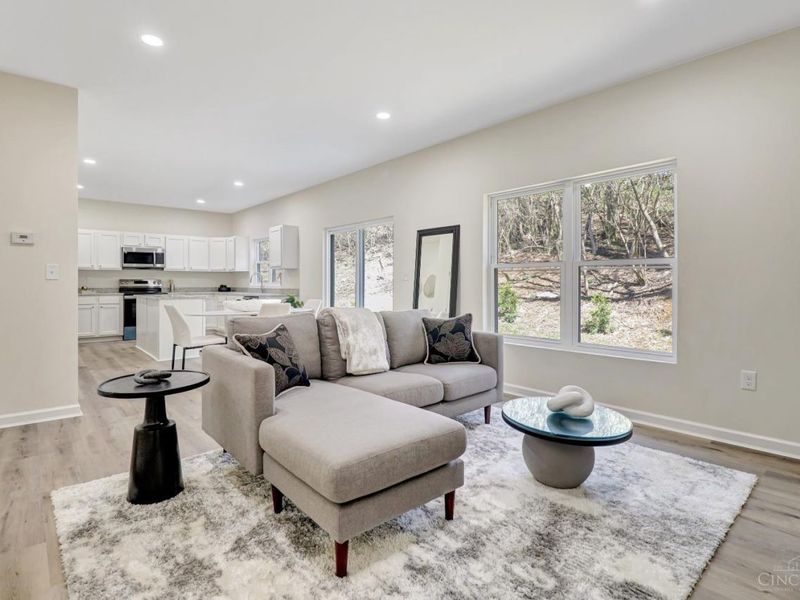 6000 Capri Drive, Cincinnati, OH 45224 Photo 11