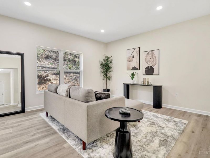 6000 Capri Drive, Cincinnati, OH 45224 Photo 13