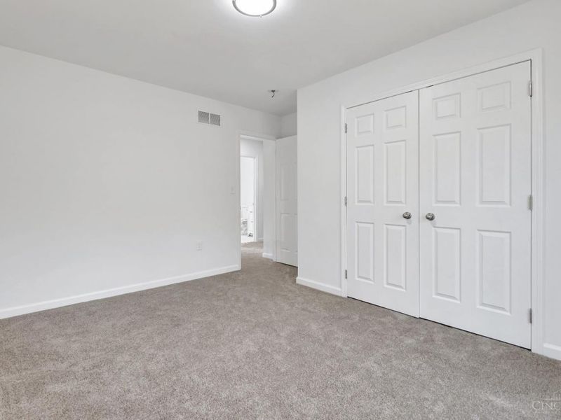 6000 Capri Drive, Cincinnati, OH 45224 Photo 23