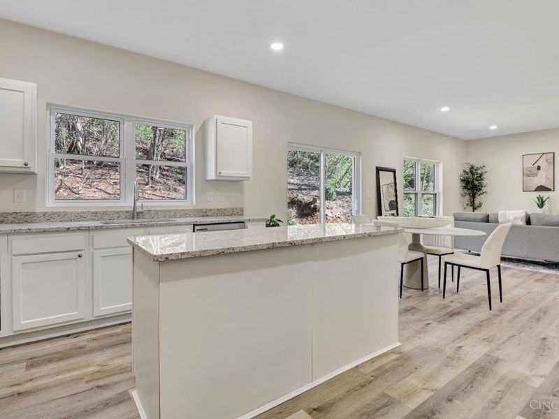 6000 Capri Drive, Cincinnati, OH 45224 Photo 3