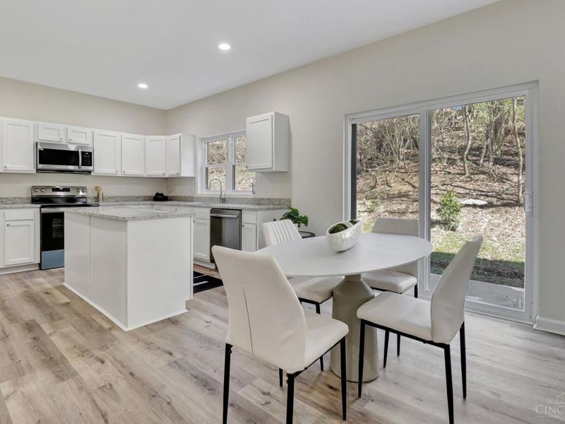 6000 Capri Drive, Cincinnati, OH 45224 Photo 7