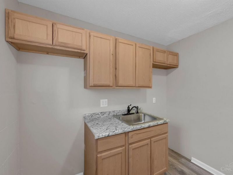 6110 Stover Ave, Cincinnati, OH 45237 Photo 18