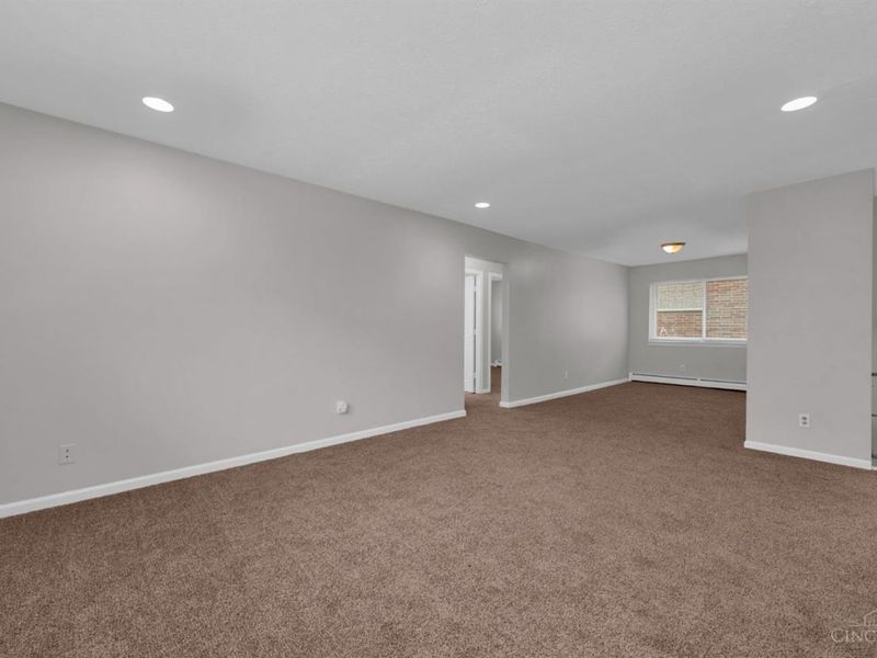 6110 Stover Ave, Cincinnati, OH 45237 Photo 2