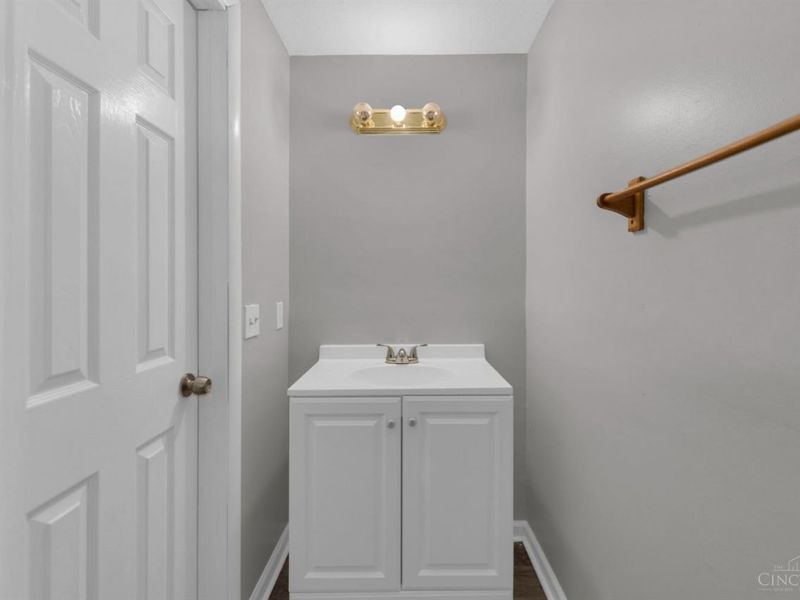 6110 Stover Ave, Cincinnati, OH 45237 Photo 7