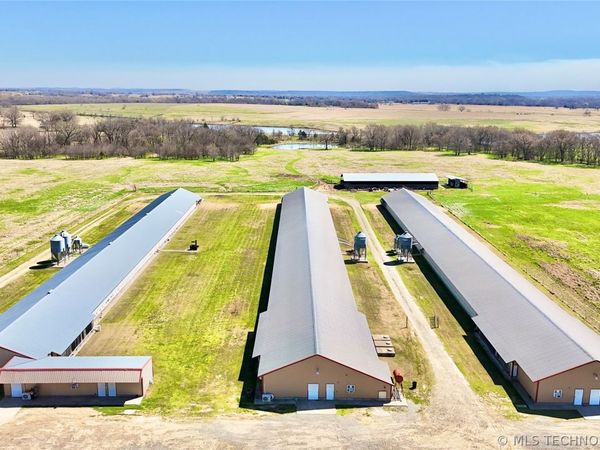 30607 S Fish Creek Road , Stigler, OK 74462