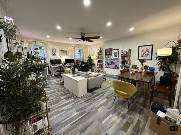 137 Meserole Street , Unit 1, Brooklyn, NY 11206