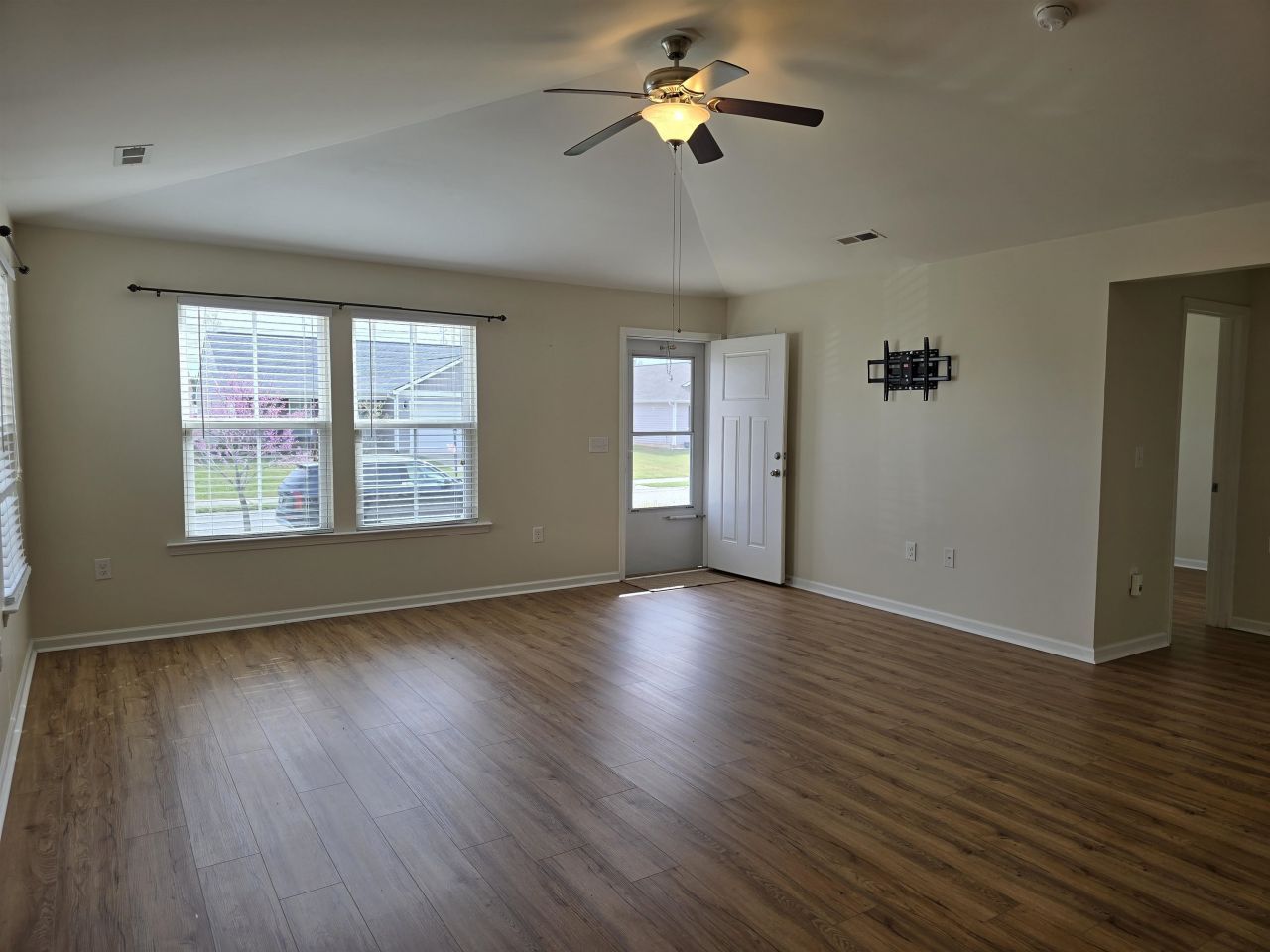 1328 Valor Rd. Photo 14