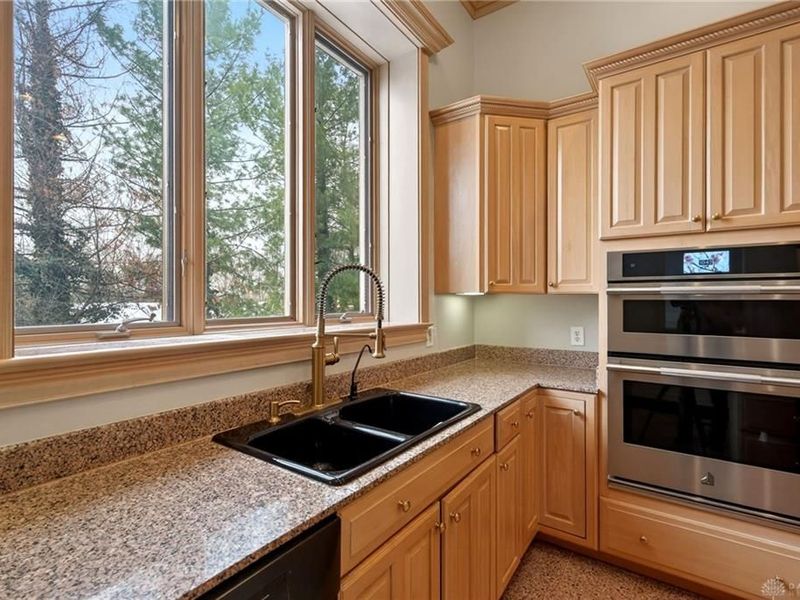 453 Timberlea Trail, Kettering, OH 45429 Photo 21