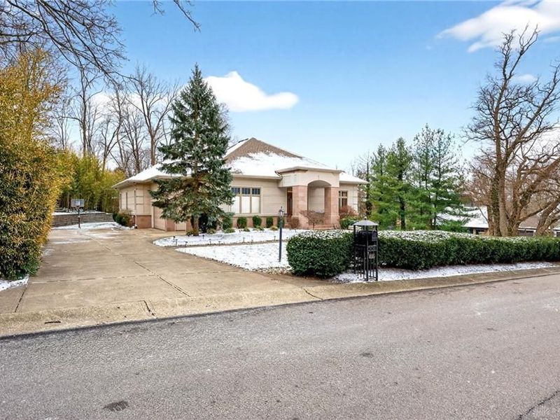 453 Timberlea Trail, Kettering, OH 45429 Photo 3