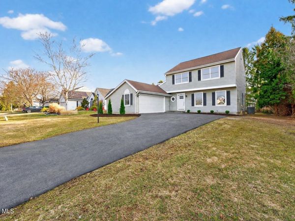 18 Rockefeller Boulevard, Rensselaer, NY 12144