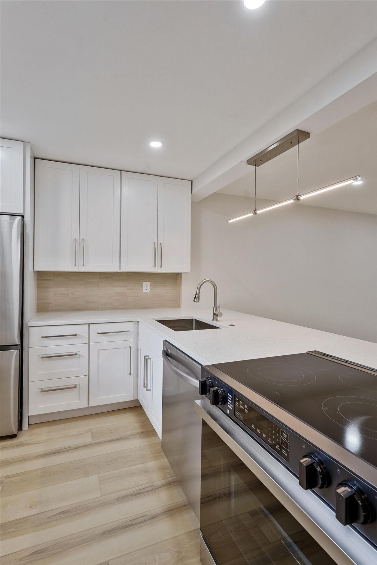 5220 Las Verdes Circle, Unit 321, Delray Beach, FL 33484 Photo