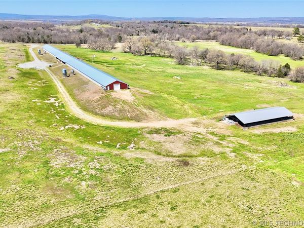 30734 Cemetery Road , Kinta, OK 74552