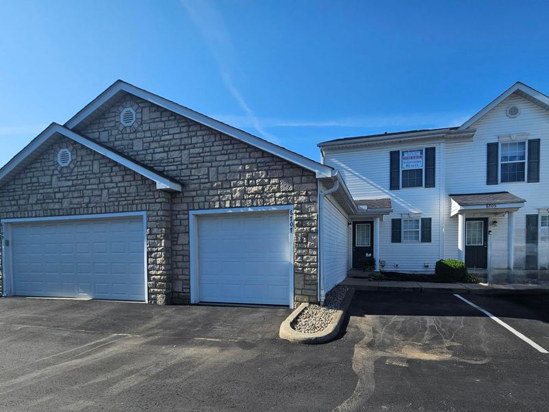 6707 Axtel Drive, Unit 5B, Canal Winchester, OH 43110 Photo 3