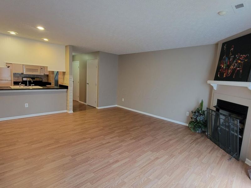 6707 Axtel Drive, Unit 5B, Canal Winchester, OH 43110 Photo 4