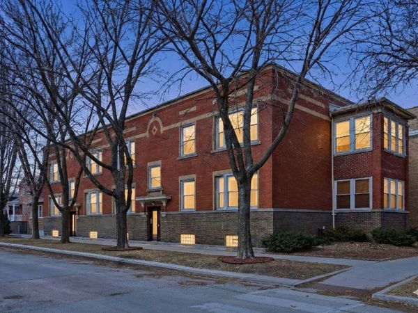2200 W Winona Street, Unit 2, Chicago, IL 60625