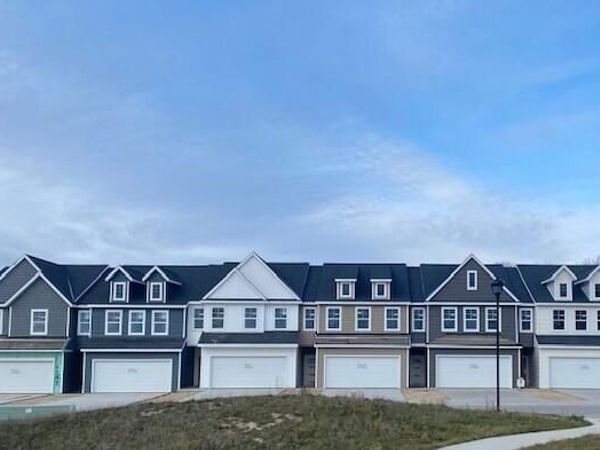 2877 E Highgate Street SE, Unit 79, Kentwood, MI 49512