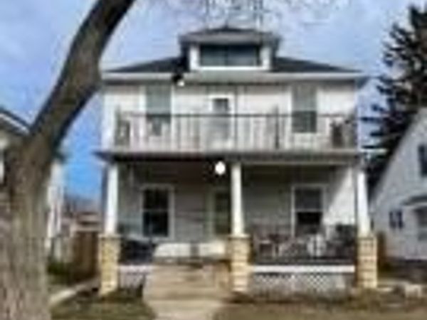 725 Crescent Street NE, Grand Rapids, MI 49503