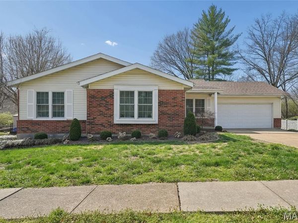 5776 Karamar Drive, Unincorporated, MO 63128