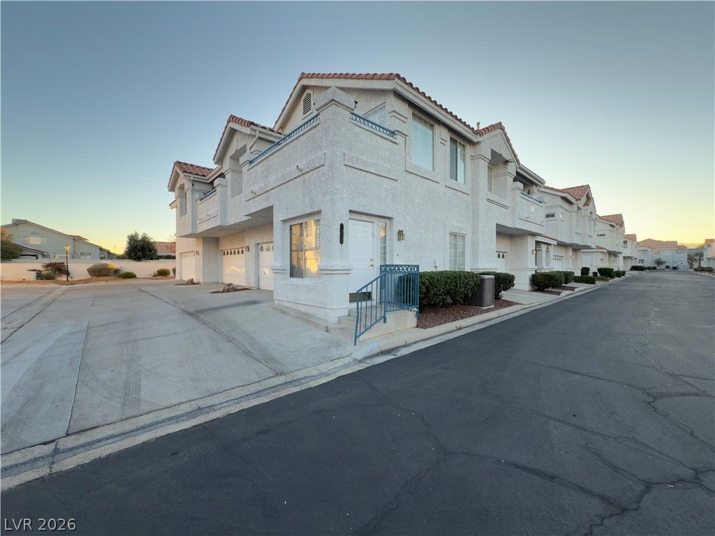 5201 S Torrey Pines Drive, Unit 1239, Las Vegas, NV 89118 Main Photo