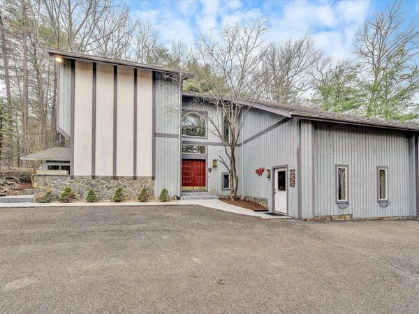 1280 Longview RD SW, Roanoke, VA 24018