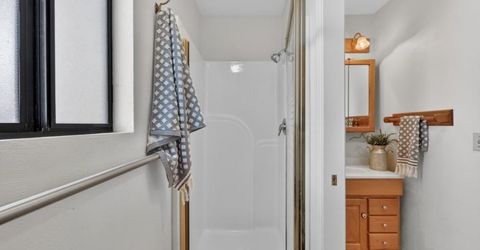 305 Riverview Dr, Auburn, CA 95603 Photo