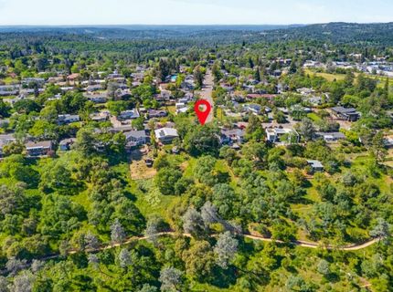 305 Riverview Dr, Auburn, CA 95603 Photo