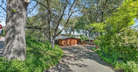 305 Riverview Dr, Auburn, CA 95603 Photo