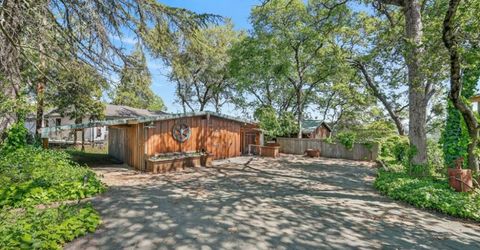 305 Riverview Dr, Auburn, CA 95603 Photo