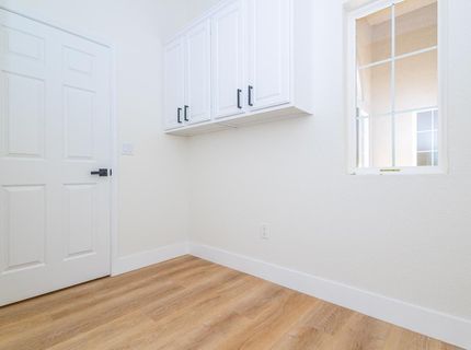 8017 Steamboat Ln, Roseville, CA 95747 Photo
