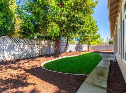 8017 Steamboat Ln, Roseville, CA 95747 Photo