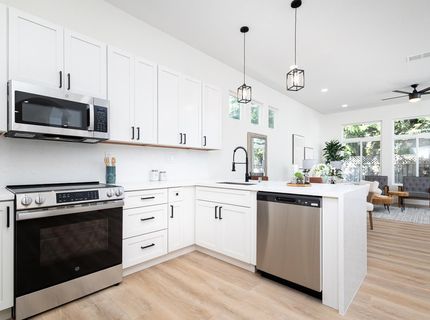 8017 Steamboat Ln, Roseville, CA 95747 Photo