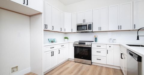 8017 Steamboat Ln, Roseville, CA 95747 Photo