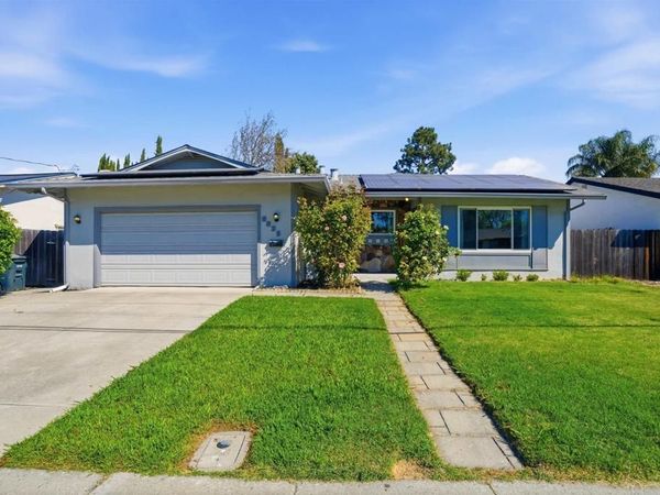 6635 Maple Dr, Dublin, CA 94568