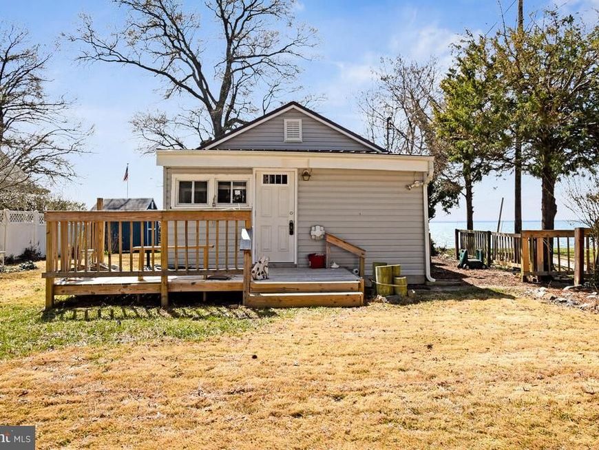 15401 Potomac River Drive, Cobb Island, MD 20625 Main Photo