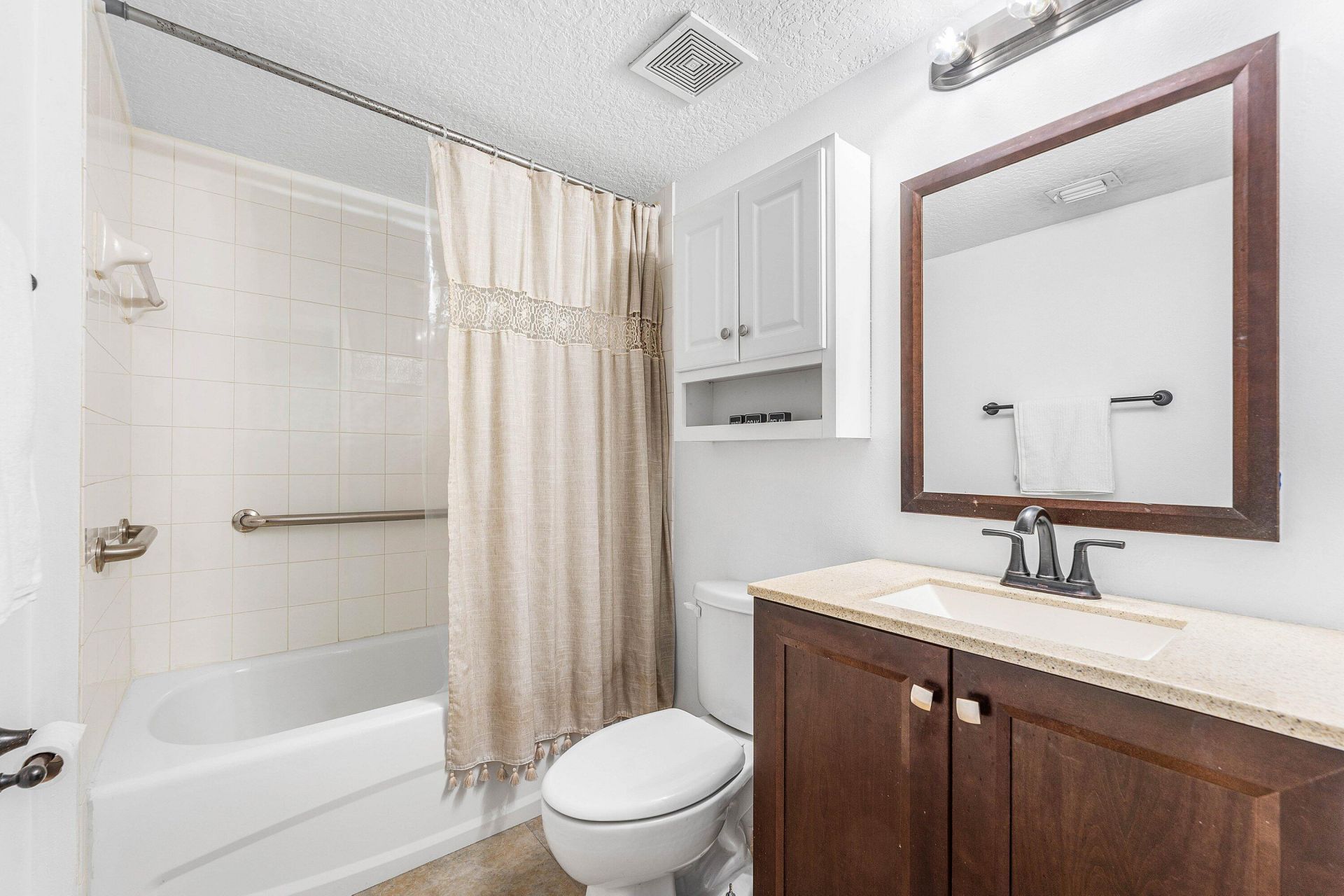 3490 Briar Bay Boulevard, Unit 105, West Palm Beach, FL 33411 Photo