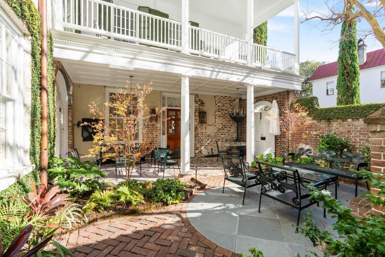 103 Church Street Photo 4