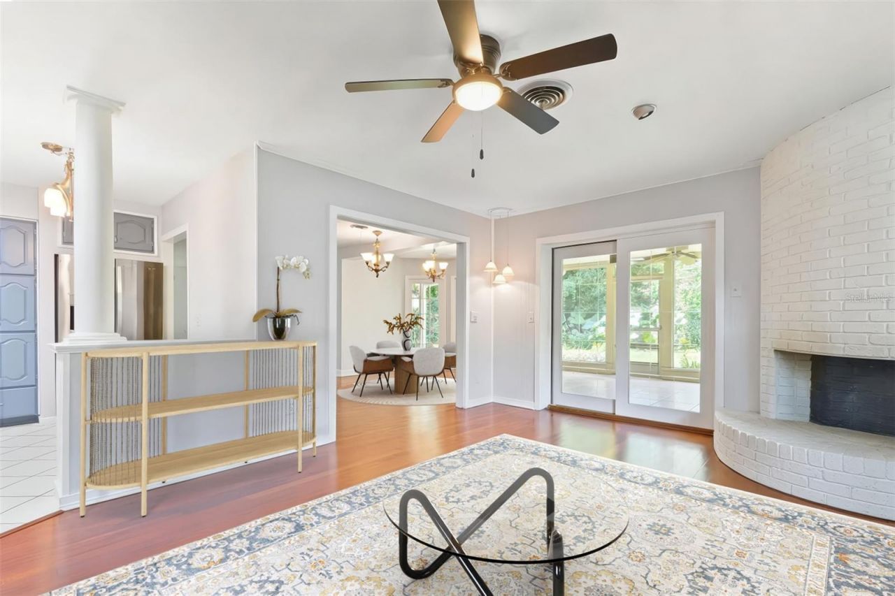 2102 W Kyra Drive, Tampa, FL 33612 Photo