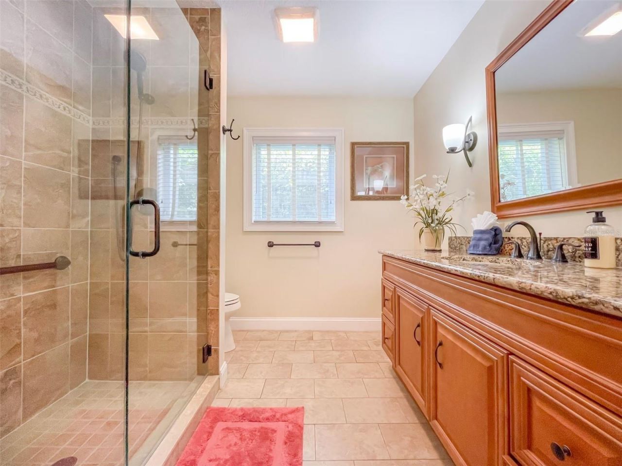 2102 W Kyra Drive, Tampa, FL 33612 Photo