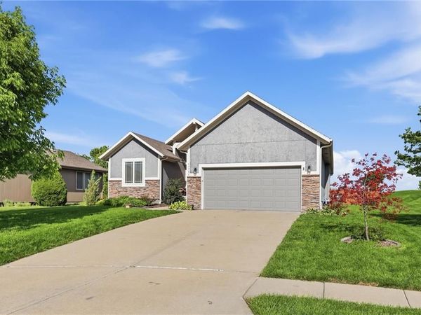 17743 S LAVERTY Street, Olathe, KS 66062