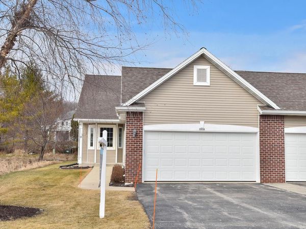 1014 Algoma DRIVE, Port Washington, WI 53074