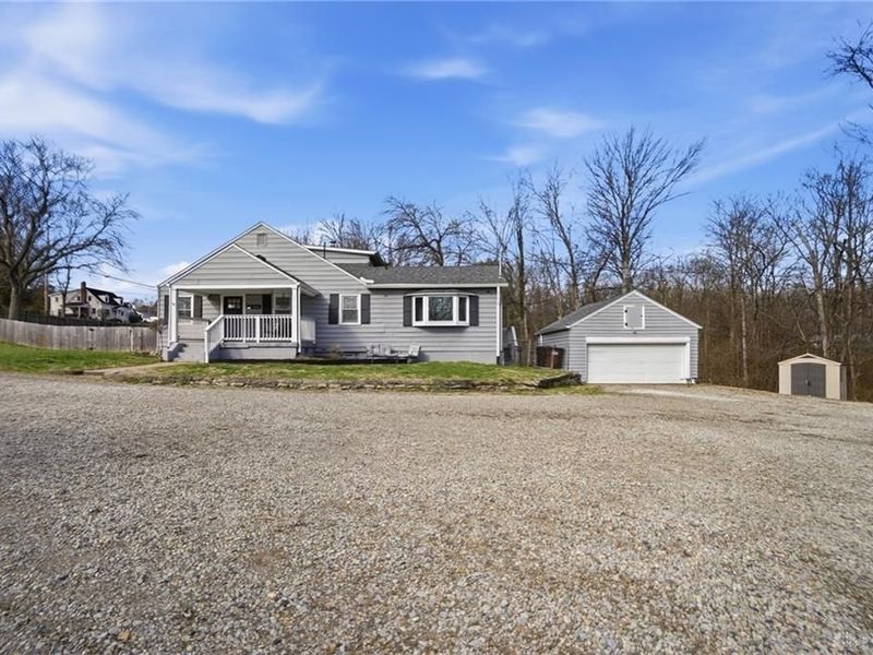 6459 Manning Road, Miamisburg, OH 45342 Photo 3