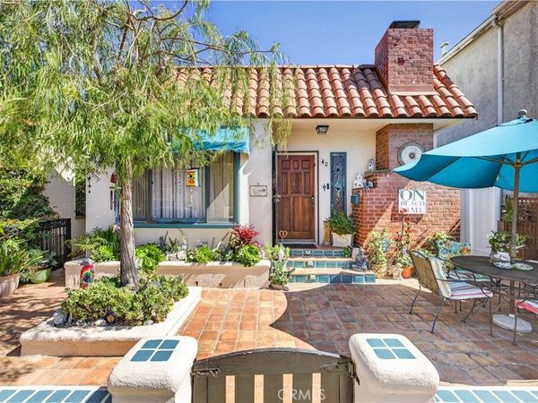 40 La Verne Avenue, Long Beach, CA 90803