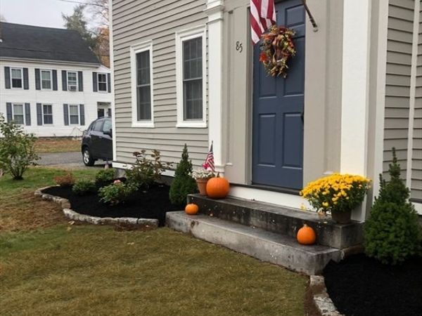 85 W Main St, Georgetown, MA 01833