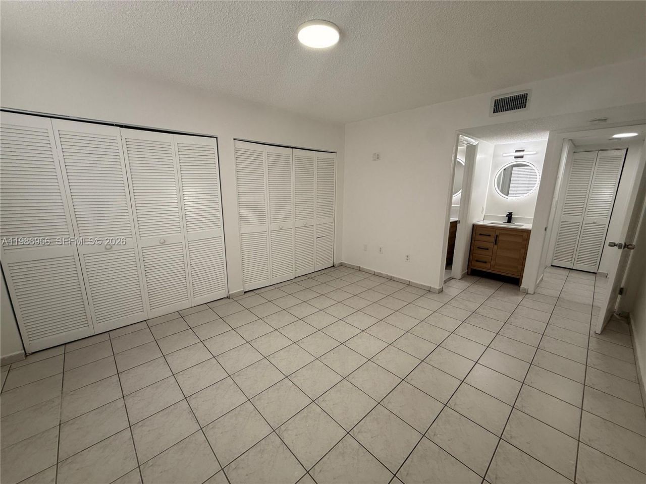 3262 W 70th St , Unit 101, Hialeah, FL 33018 Photo