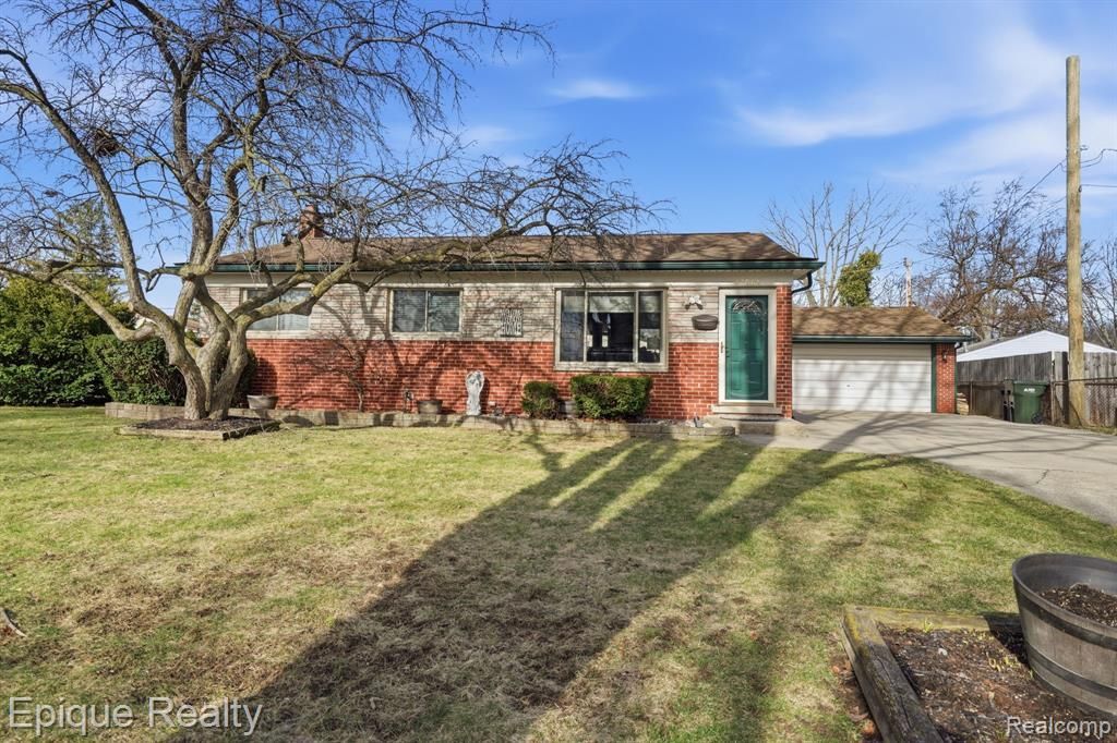 12068 Amber Court, Sterling Heights, MI 48312 Main Photo